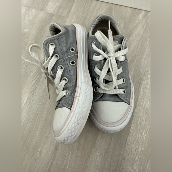 Converse Chuck Taylor All Star Girls Madison Sneakers Gray Size 11 - Picture 10 of 10